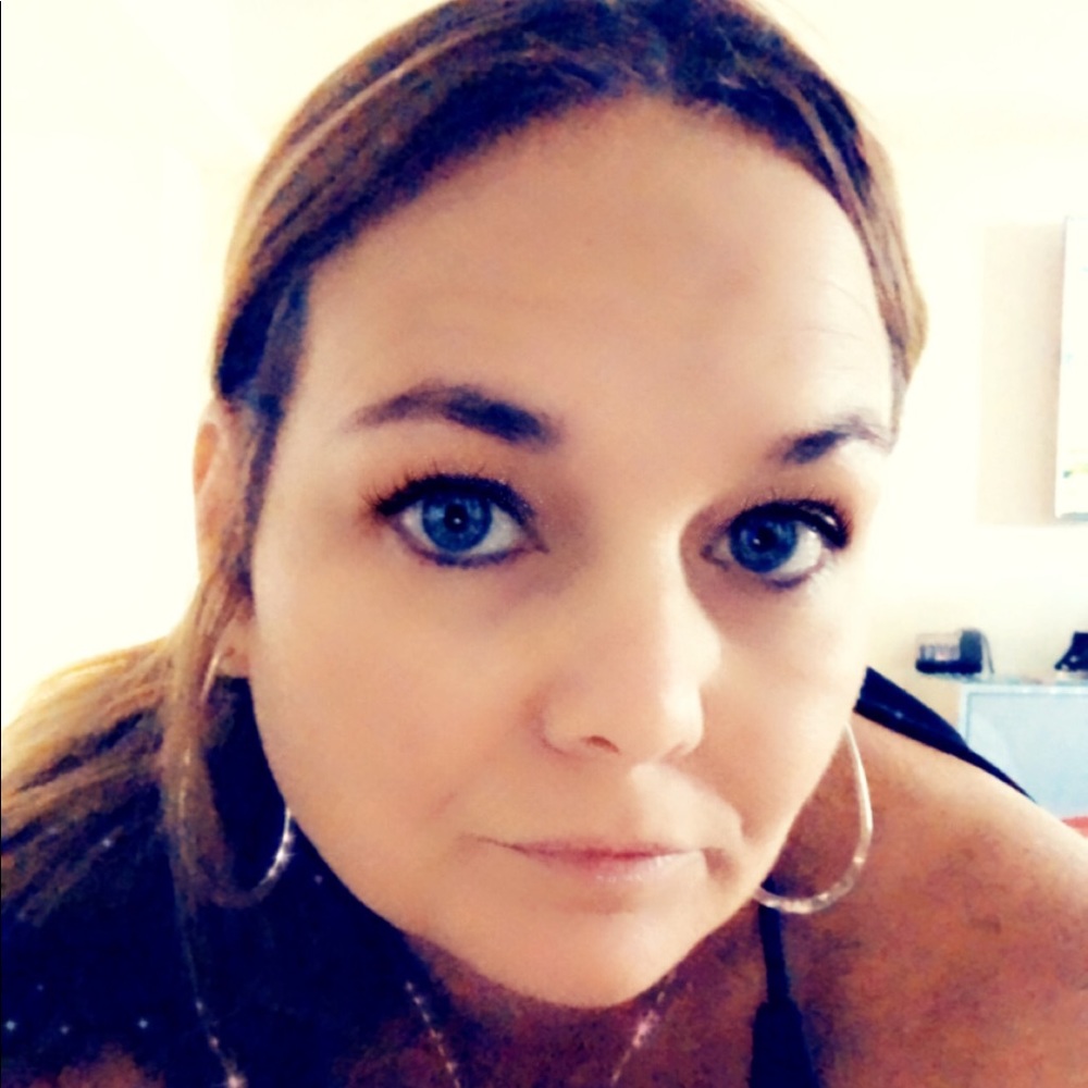 Meet your Posher, Jeni
